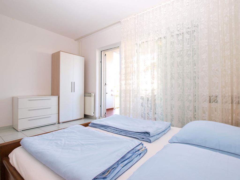 Apartments Zorka 1421 Pjescana Uvala Exteriör bild
